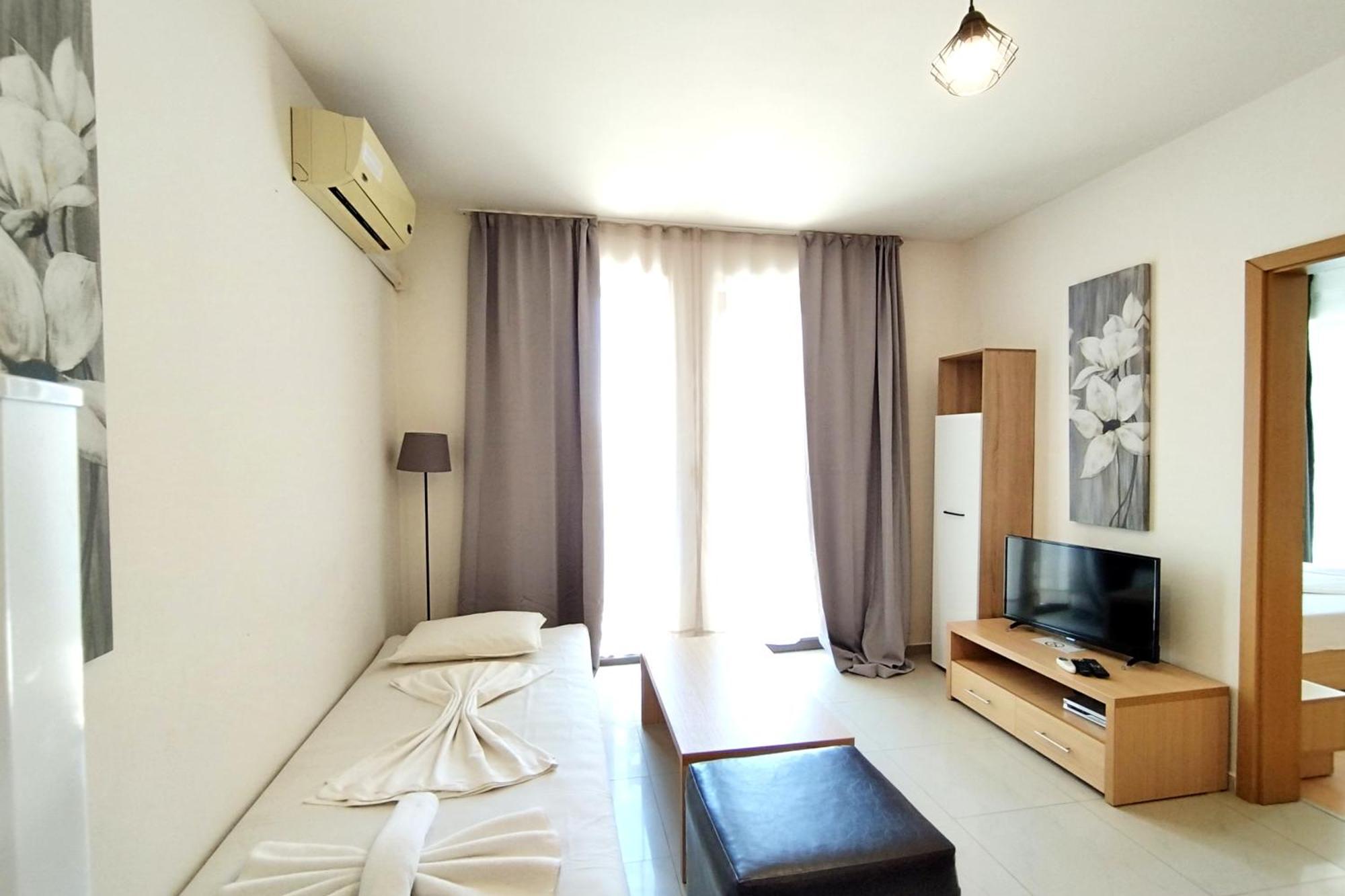 New Line Village Apartments サニービーチ エクステリア 写真