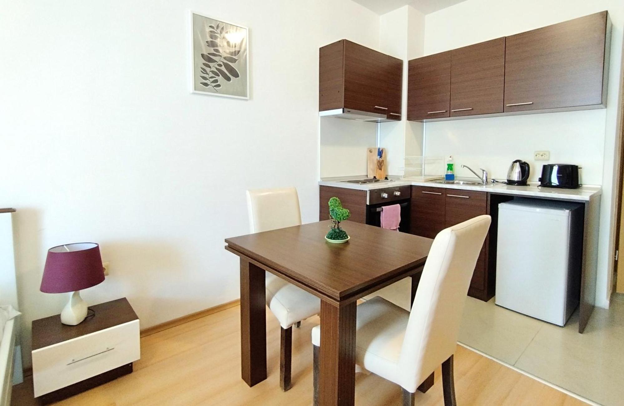 New Line Village Apartments サニービーチ 部屋 写真